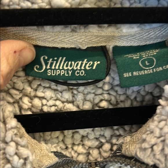 Cozy White Sherpa Fleece‎ Pullover - Picture 2 of 4